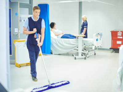 Agent technique de nettoyage en milieu hospitalier EAFC Fleron-Charlemagne